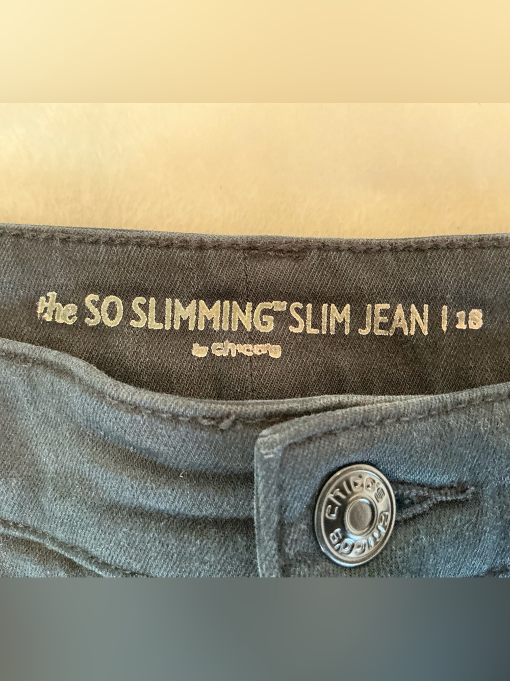 Chico’s So Slimming Slim Jeans Black Cropped Stretch Denim Women’s Size 1 Short - Picture 11 of 11